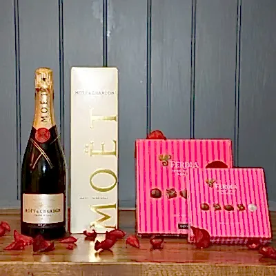 Moet Chandon Champagne Milk Chocolates