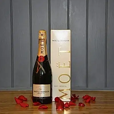 Moet Chandon Imperial Champagne1